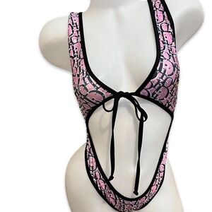 Front Tie One Piece Black/Pink